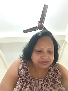 Snapshot of Arohi35 chatting on 10, 9, 2025 Arohi35 online show from 10, 9, 2025