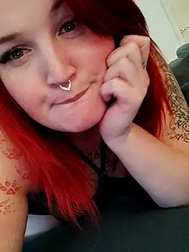 TiffiChantiT2 online show from 14, 3, 2025