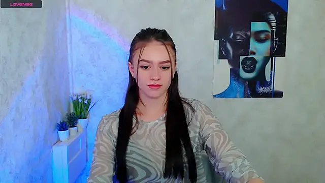 LanaTey online show from 10, 5, 2026