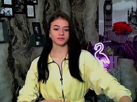 Snapshot of LanaTey chatting on 14, 10, 2025 LanaTey online show from 14, 10, 2025