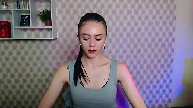 Snapshot of LanaTey chatting on 20, 11, 2025 LanaTey online show from 20, 11, 2025