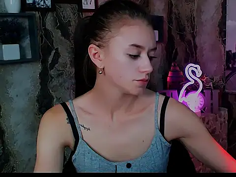 Snapshot of LanaTey chatting on 27, 9, 2025 LanaTey online show from 27, 9, 2025