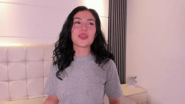 Snapshot of iberiavega chatting on 20, 3, 2025 iberiavega online show from 20, 3, 2025