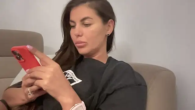 Snapshot of AngelinaMeov chatting on 26, 9, 2025 AngelinaMeov online show from 26, 9, 2025