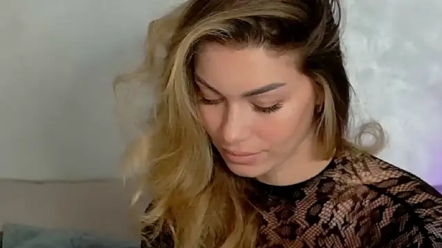 SweetDarling7 online show from 4, 10, 2025