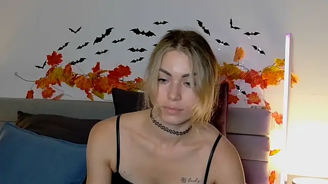 SweetDarling7 online show from 29, 10, 2025