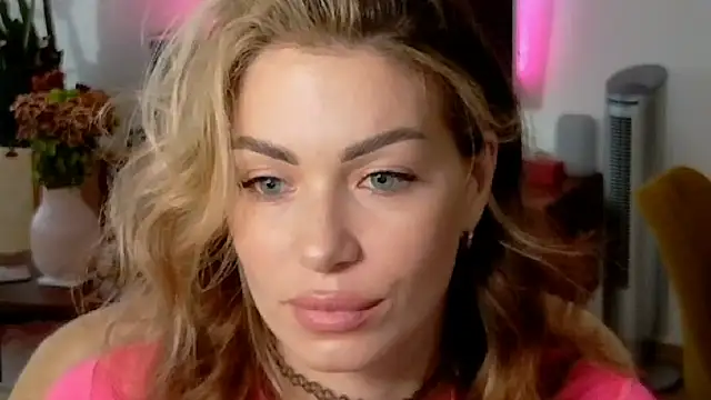 SweetDarling7 online show from 2, 11, 2025