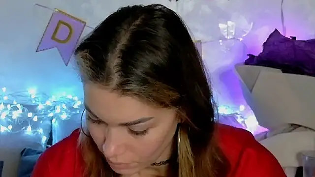 SweetDarling7 online show from 15, 12, 2025