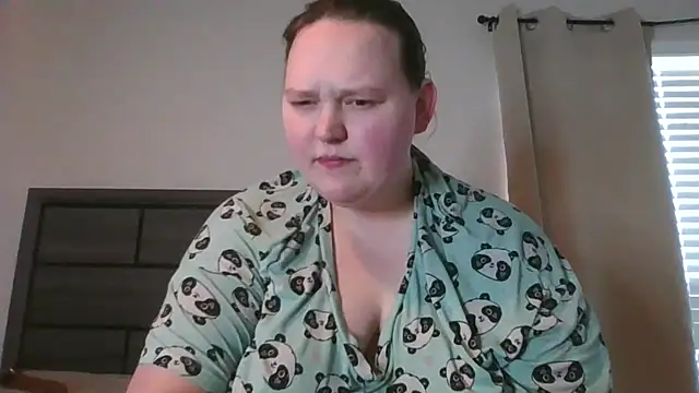 FantasyWifeBri online show from 28, 11, 2025