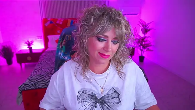 Snapshot of CandyLadyyy chatting on 17, 7, 2026 CandyLadyyy online show from 17, 7, 2026