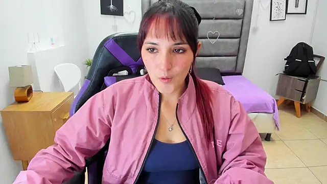 Tania Duque online show from 21, 7, 2026