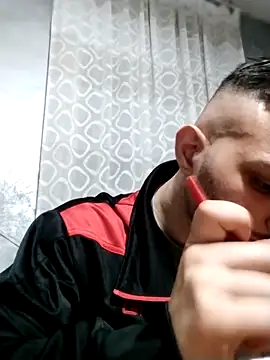 Snapshot of Francescodicristina44 chatting on 13, 2, 2026 Francescodicristina44 online show from 13, 2, 2026