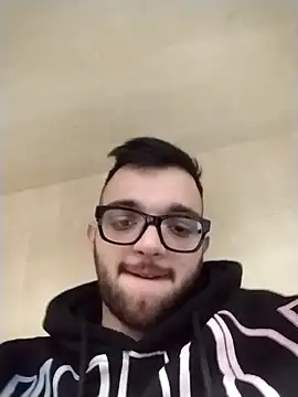 Snapshot of Francescodicristina44 chatting on 25, 2, 2026 Francescodicristina44 online show from 25, 2, 2026