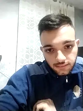 Snapshot of Francescodicristina44 chatting on 8, 2, 2026 Francescodicristina44 online show from 8, 2, 2026