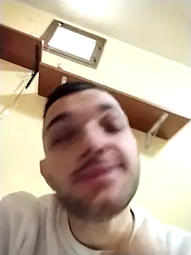 Snapshot of Francescodicristina44 chatting on 1, 2, 2026 Francescodicristina44 online show from 1, 2, 2026