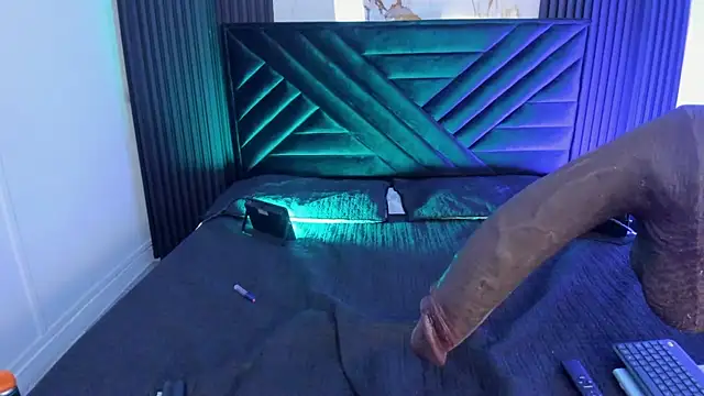 Snapshot of airamclair chatting on 5, 11, 2025 airamclair online show from 5, 11, 2025