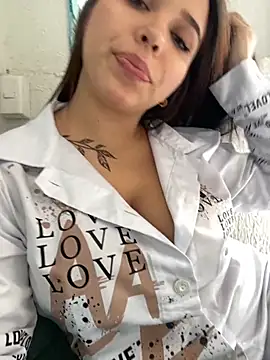 LunaCandy  online show from 3, 10, 2025