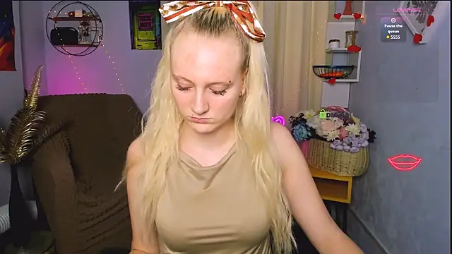 madam uliis online show from 19, 5, 2026