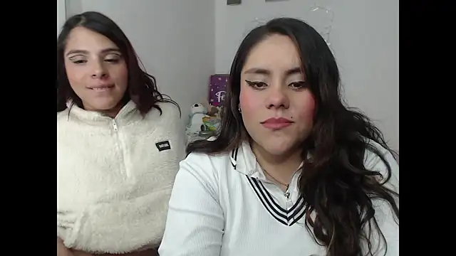 nicky andcamil online show from 6, 10, 2025