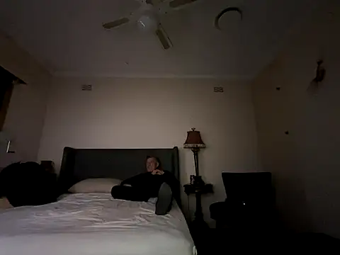 twink69Finger online show from 7, 11, 2025