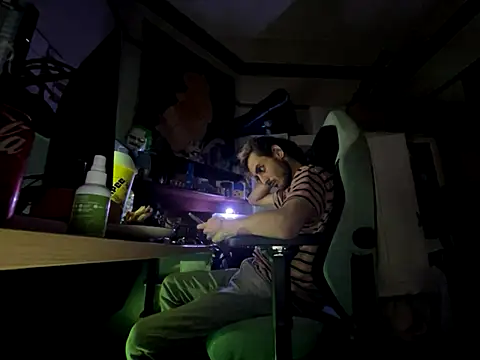 twink69Finger online show from 20, 9, 2025