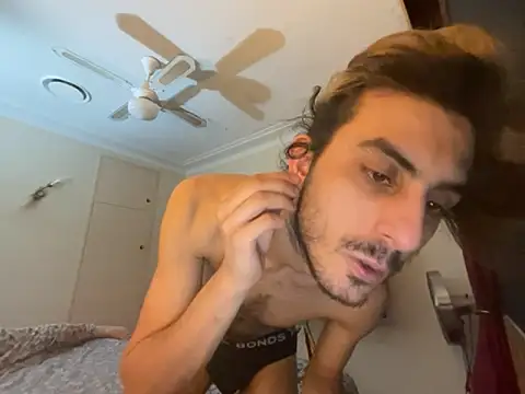 twink69Finger online show from 21, 9, 2025