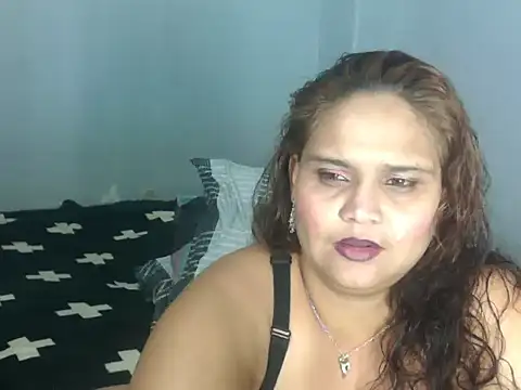 clover cams1874 online show from 28, 9, 2025