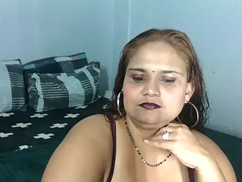 clover cams1874 online show from 8, 9, 2025