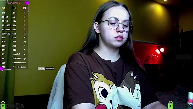 Lilysweet13 online show from 28, 10, 2025