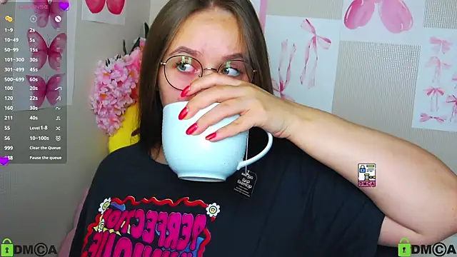 Lilysweet13 online show from 9, 9, 2025