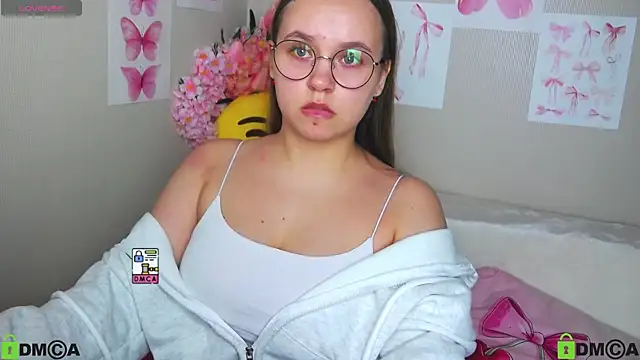 Lilysweet13 online show from 8, 10, 2025