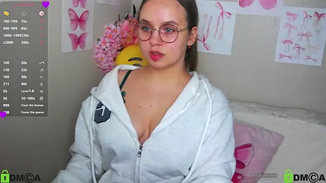 Lilysweet13 online show from 3, 10, 2025