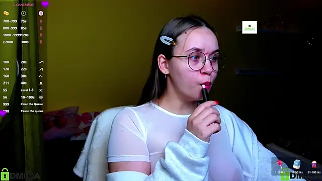 Lilysweet13 online show from 13, 1, 2026