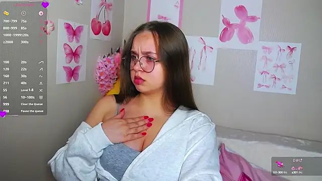 Lilysweet13 online show from 26, 9, 2025