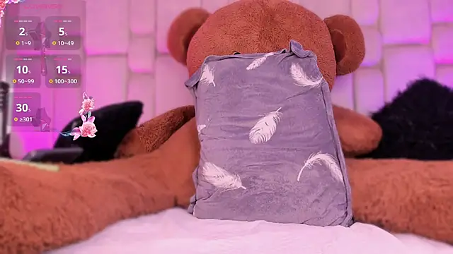 Daia Ortiz online show from 5, 11, 2025