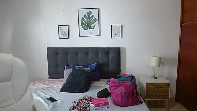 mia velvet1 online show from 20, 11, 2025