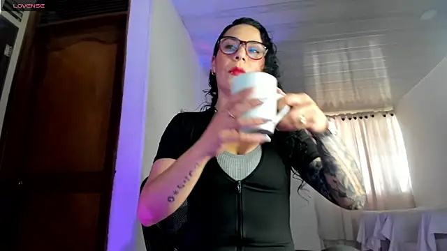 mia velvet1 online show from 26, 5, 2026