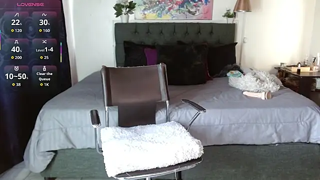 mia velvet1 online show from 6, 10, 2025