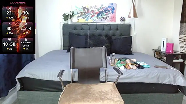 mia velvet1 online show from 14, 10, 2025