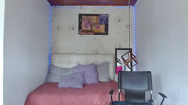 Snapshot of mia_velvet1 chatting on 3, 7, 2026 mia velvet1 online show from 3, 7, 2026