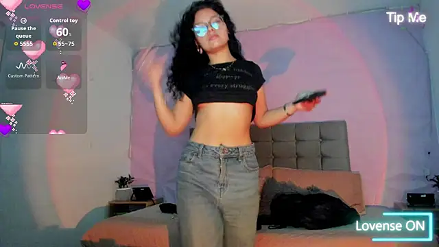 Snapshot of jenn_cg chatting on 21, 7, 2026 jenn cg online show from 21, 7, 2026