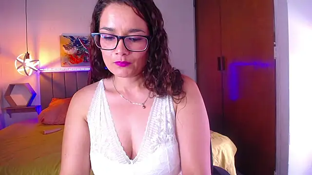 Rose Thompson1 online show from 19, 3, 2025