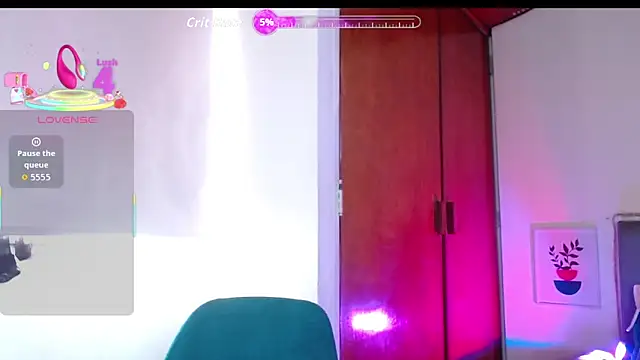 Rose Thompson1 online show from 4, 10, 2025