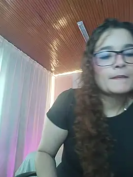 Snapshot of Rose_Thompson1 chatting on 25, 6, 2026 Rose Thompson1 online show from 25, 6, 2026