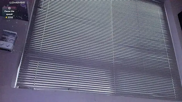 labrinthteasing online show from 4, 3, 2026