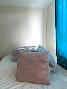 Snapshot of Ivelleee_ chatting on 1, 10, 2025 Ivelleee online show from 1, 10, 2025