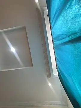 Snapshot of Ivelleee_ chatting on 4, 11, 2025 Ivelleee online show from 4, 11, 2025