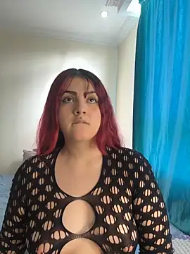 Snapshot of Ivelleee_ chatting on 19, 9, 2025 Ivelleee online show from 19, 9, 2025