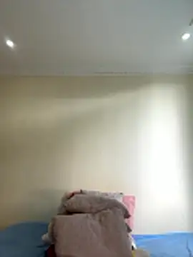 Ivelleee  online show from 5, 1, 2026