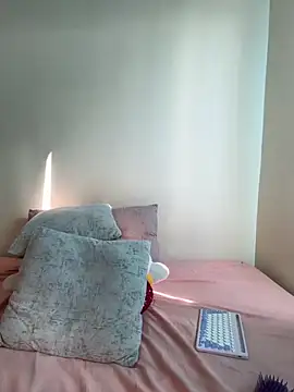 Snapshot of Ivelleee_ chatting on 17, 11, 2025 Ivelleee online show from 17, 11, 2025